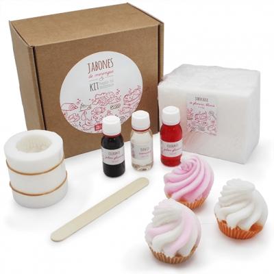 KIT COMMENT FAIRE DES SAVONS MERINGUE. MATÉRIEL ET INSTRUCTIONS